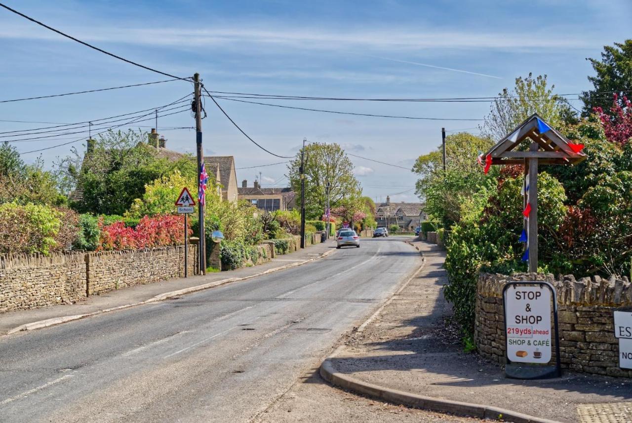 Down Ampney Cottage 外观 照片